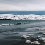 Ide li iza naime zarez?