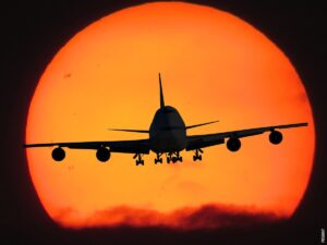 Pročitajte više o članku Kojom brzinom slijeće avion