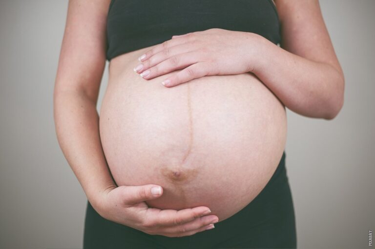 Pročitajte više o članku Može li se biti trudna i dobijati menstruaciju?